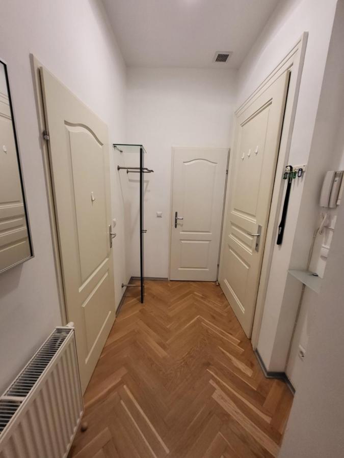 Cozynite Premium Apartment Hundertwasser Vienna Exterior photo